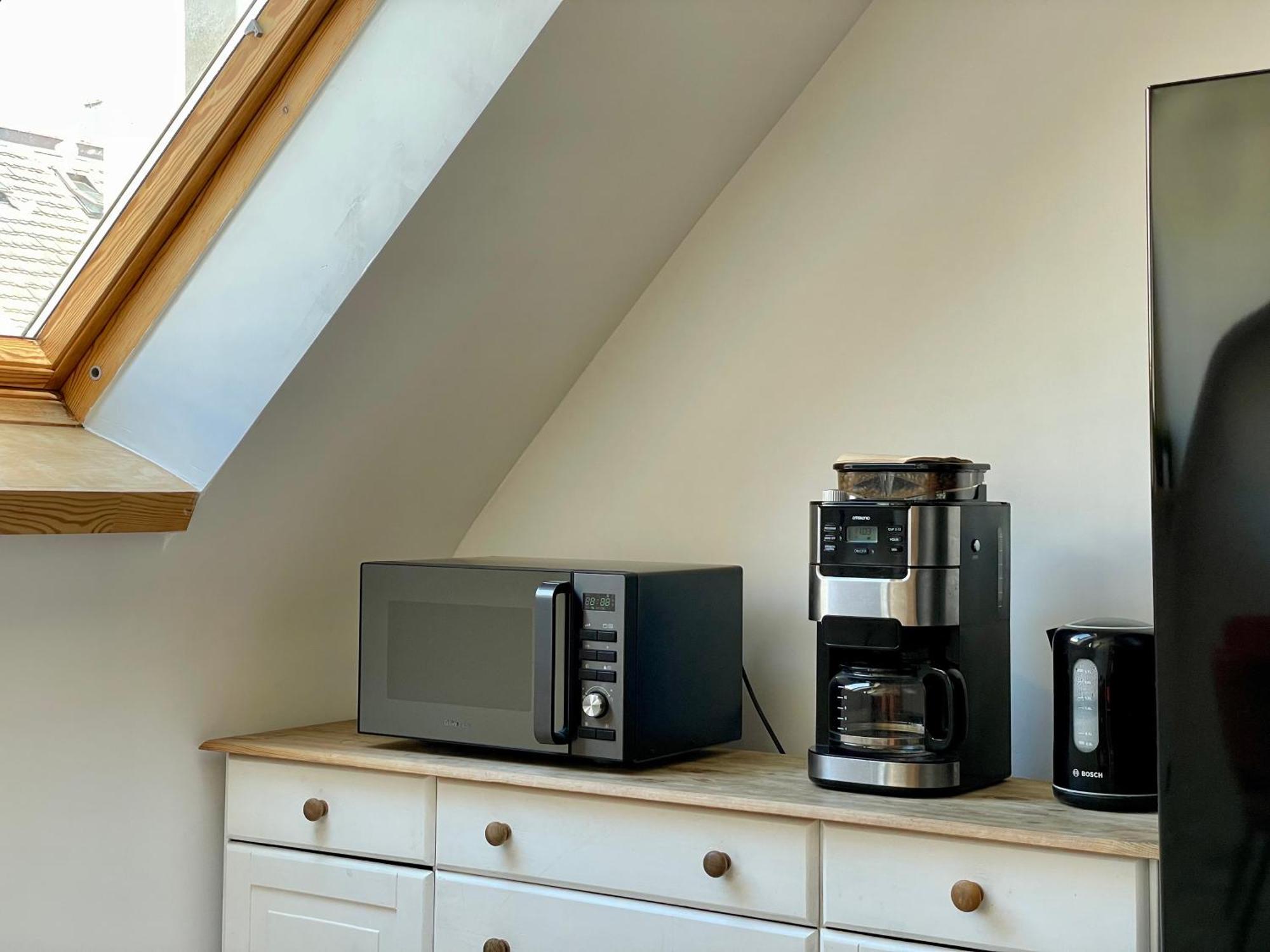 93 M2 Rynek Kino Na Dachu Self Check-In Apartment วรอตซวาฟ ภายนอก รูปภาพ