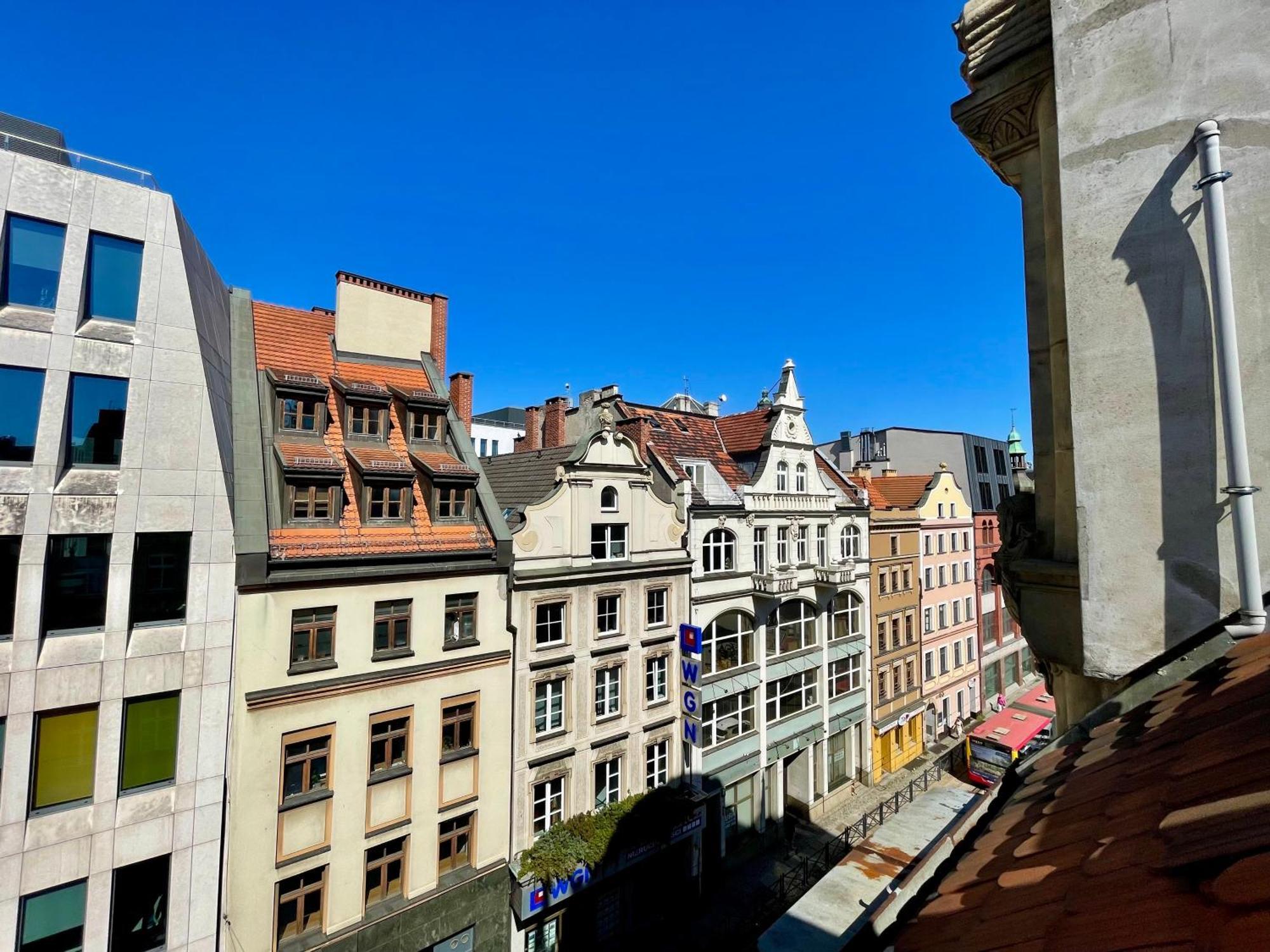 93 M2 Rynek Kino Na Dachu Self Check-In Apartment วรอตซวาฟ ภายนอก รูปภาพ